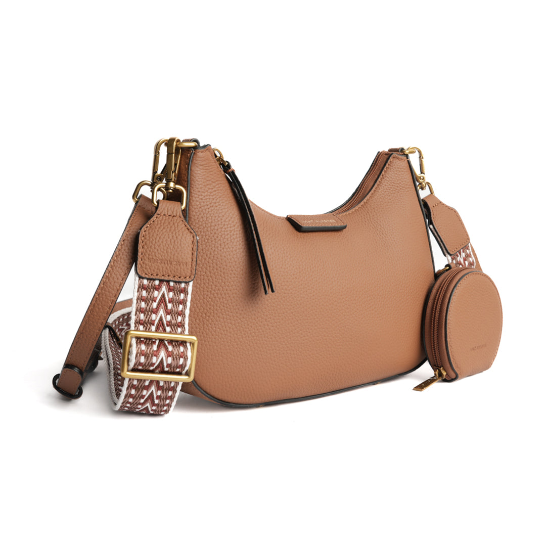 Petit sac demi-lune GIULIA ETE pour femme en cuir COGNAC de trois-quarts