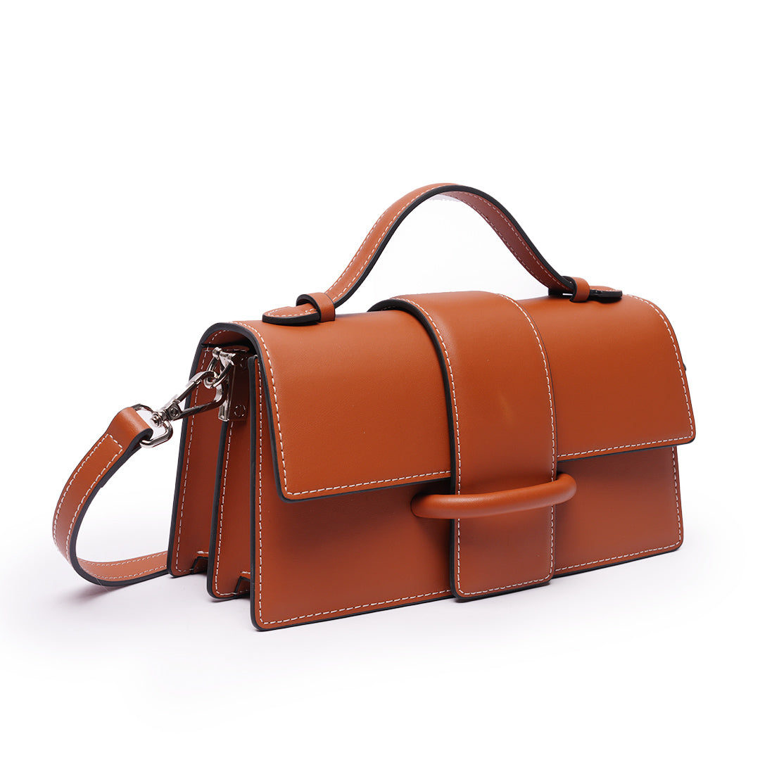 Petit sac à main THÉA Mac Alyster en cuir COGNAC de trois-quarts