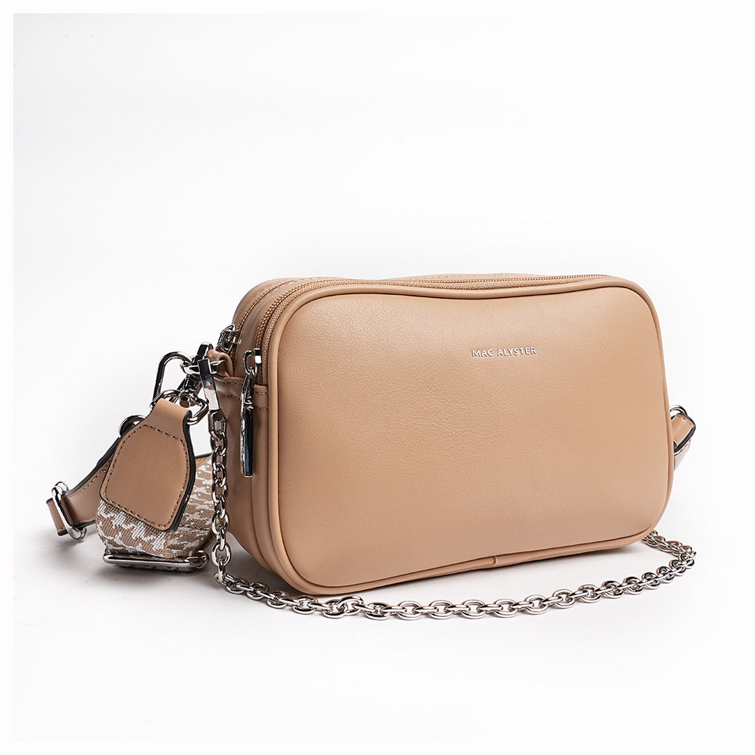 Camera bag MILAN en matière synthétique SABLE de trois-quarts