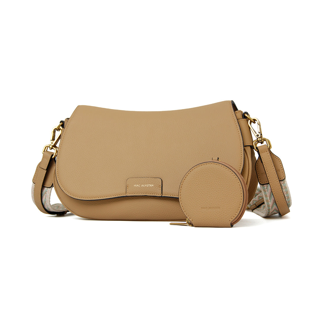 Sac à rabat GIULIA pour femme en cuir SABLE de trois-quarts
