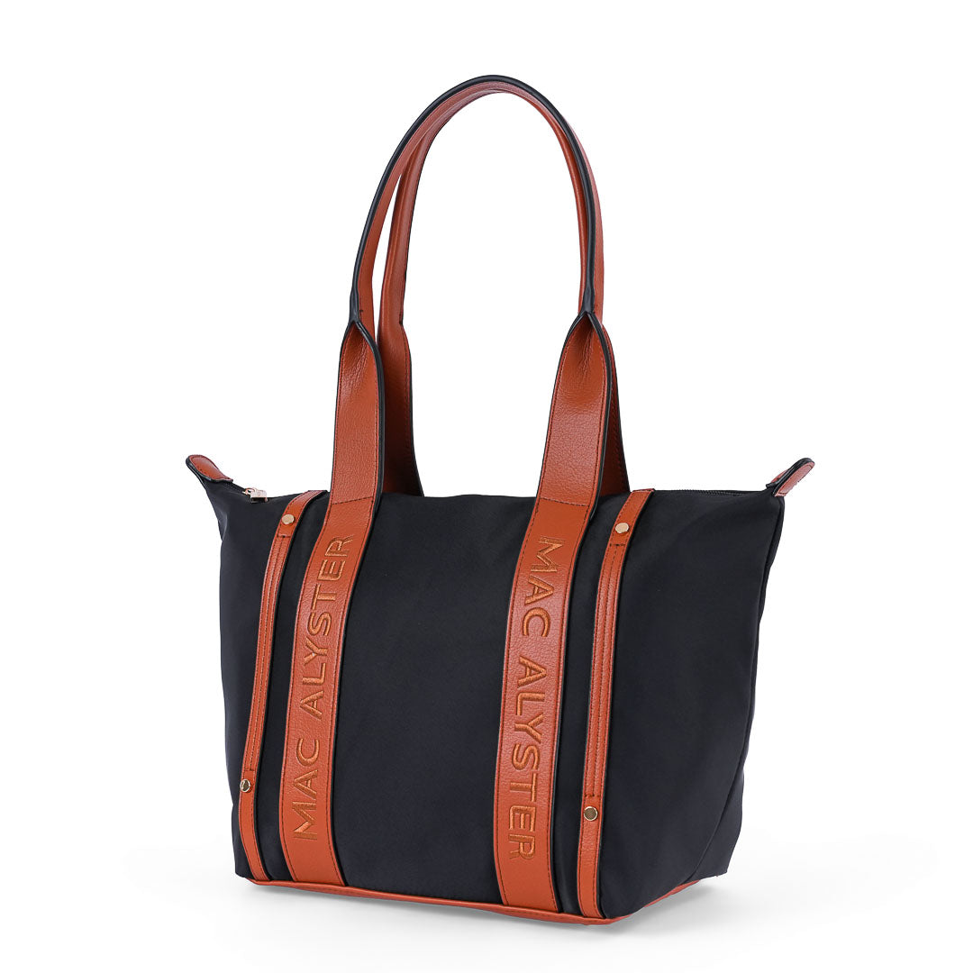 Grand sac cabas femme Abrielle en tissu toile noir et finitions marron porté épaule