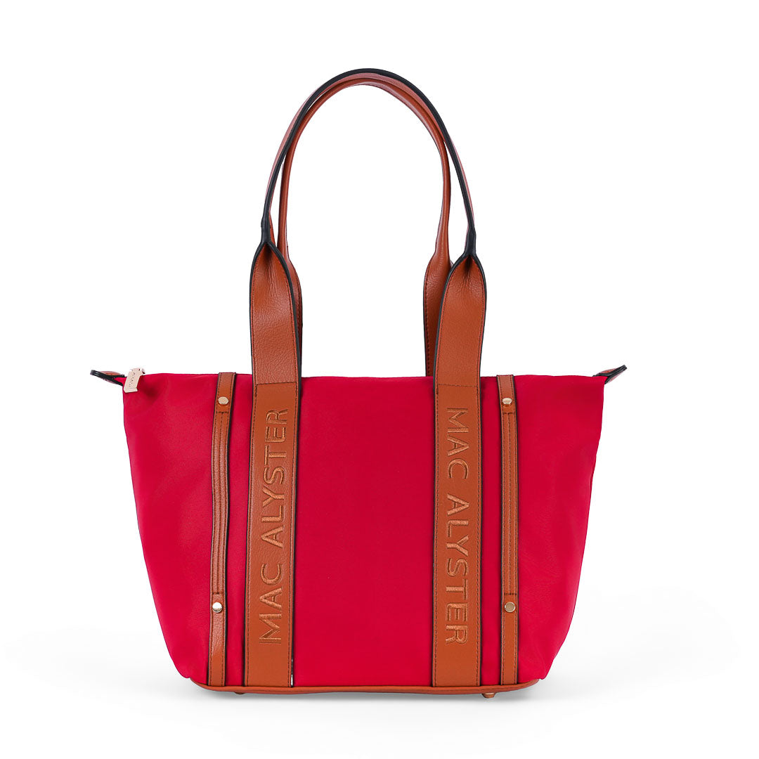 Grand sac cabas femme Abrielle en tissu toile rouge et finitions marron porté épaule
