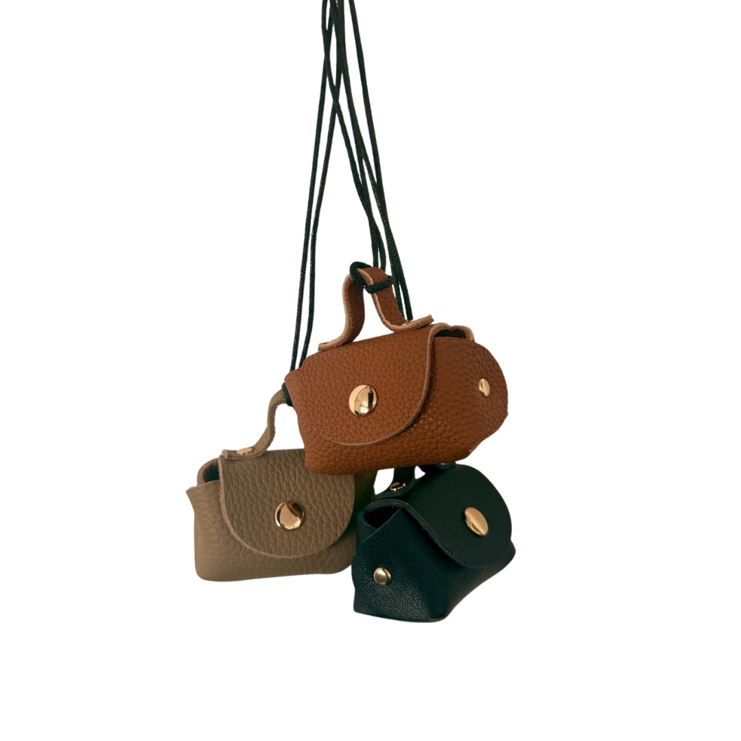 🎁 La Mini-Boursinette en Cuir Upcyclé (100% off)