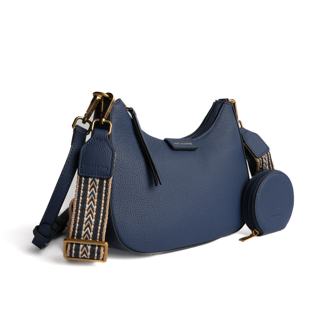 Petit sac demi-lune GIULIA pour femme en cuir BLEU COBALT de trois-quarts