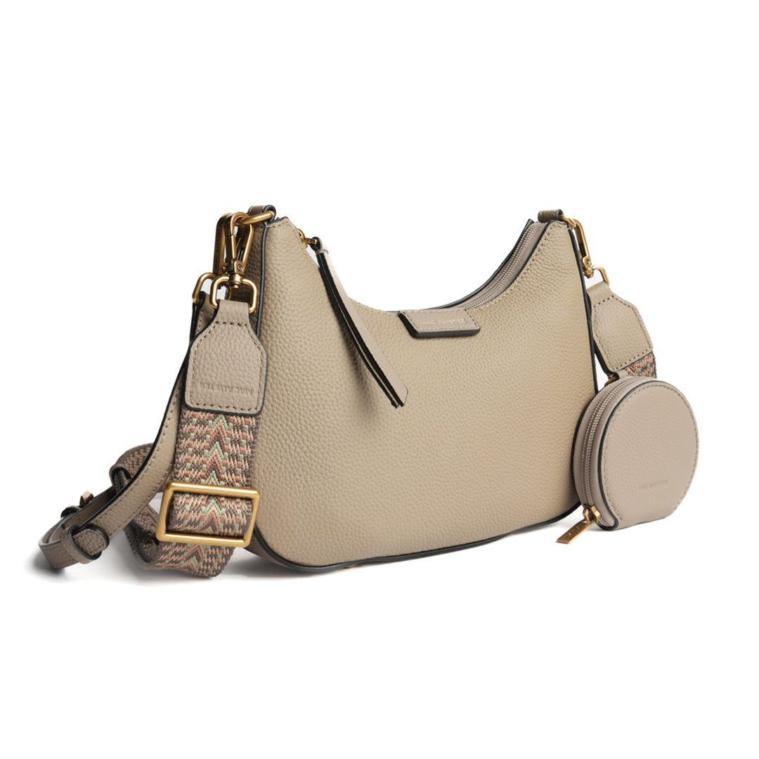 Petit sac demi-lune GIULIA pour femme en cuir TAUPE de trois-quarts