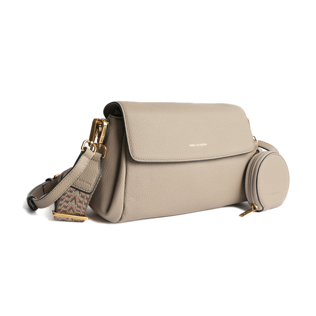 Sac à pli GIULIA pour femme en cuir TAUPE de trois-quarts