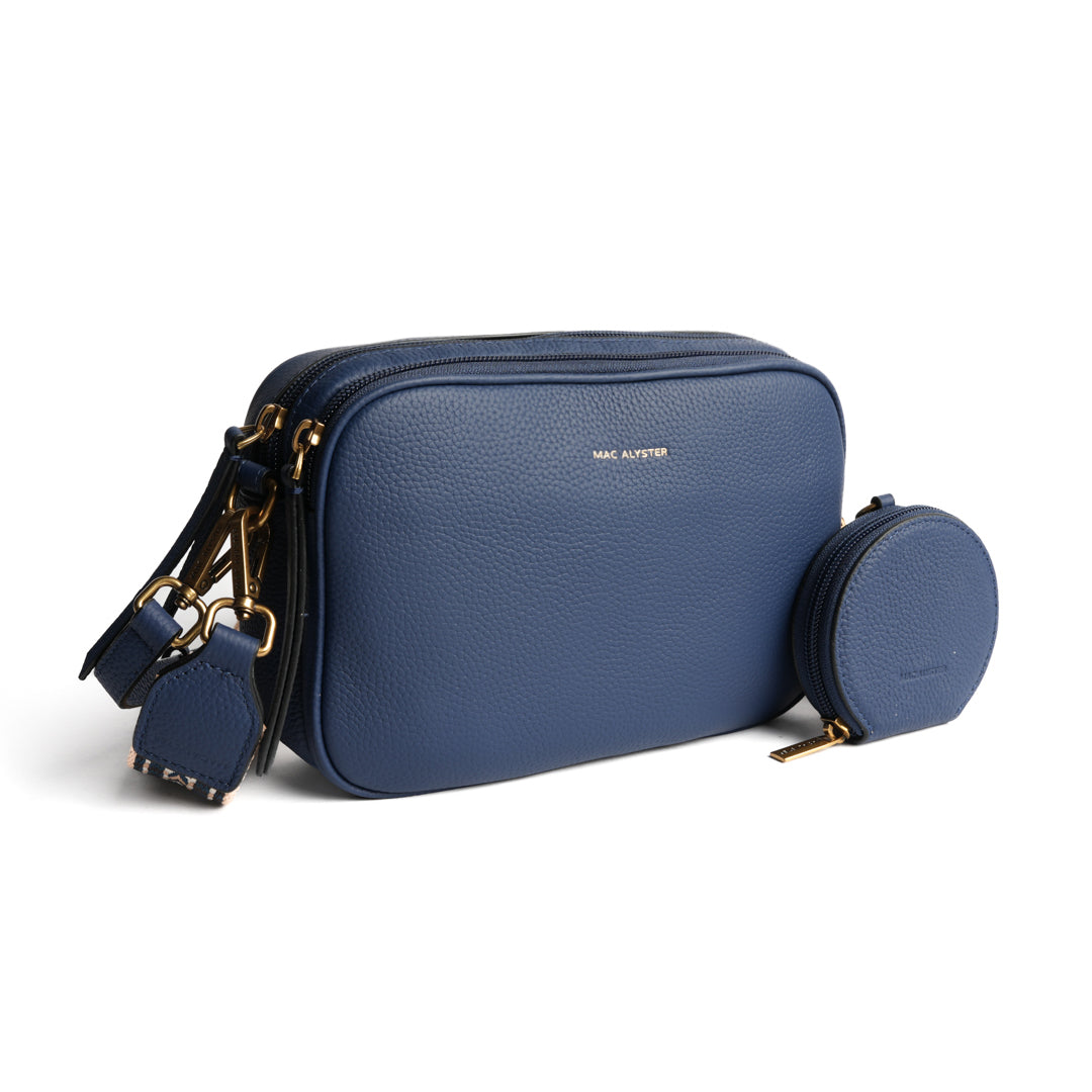 Sac trotteur GIULIA pour femme en cuir BLEU COBALT de trois-quarts