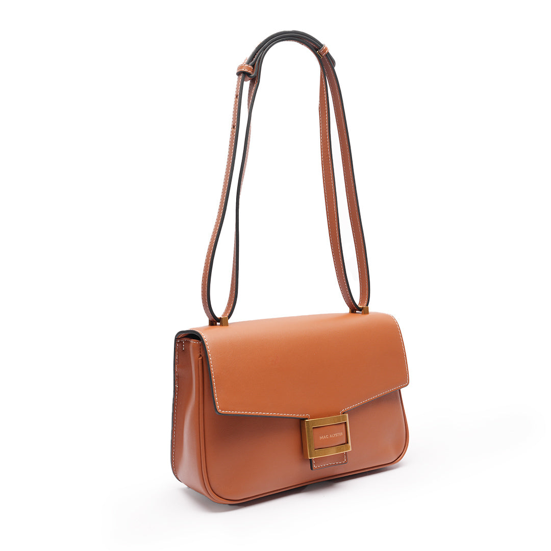 Petit sac à rabat ANAÏS pour femme en cuir COGNAC de trois-quarts