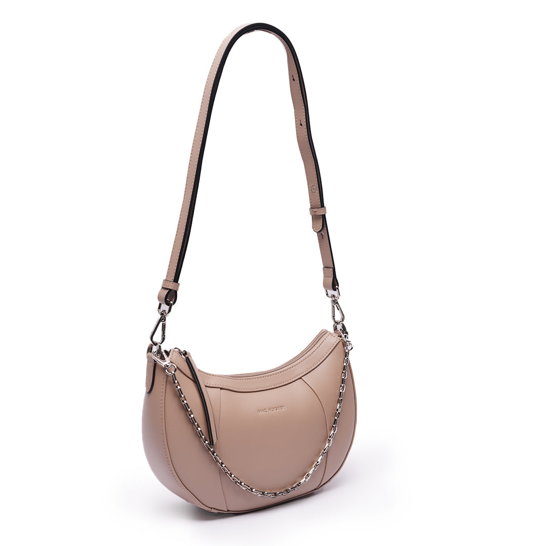 Sac croissant LOUNA en cuir SABLE de trois-quarts