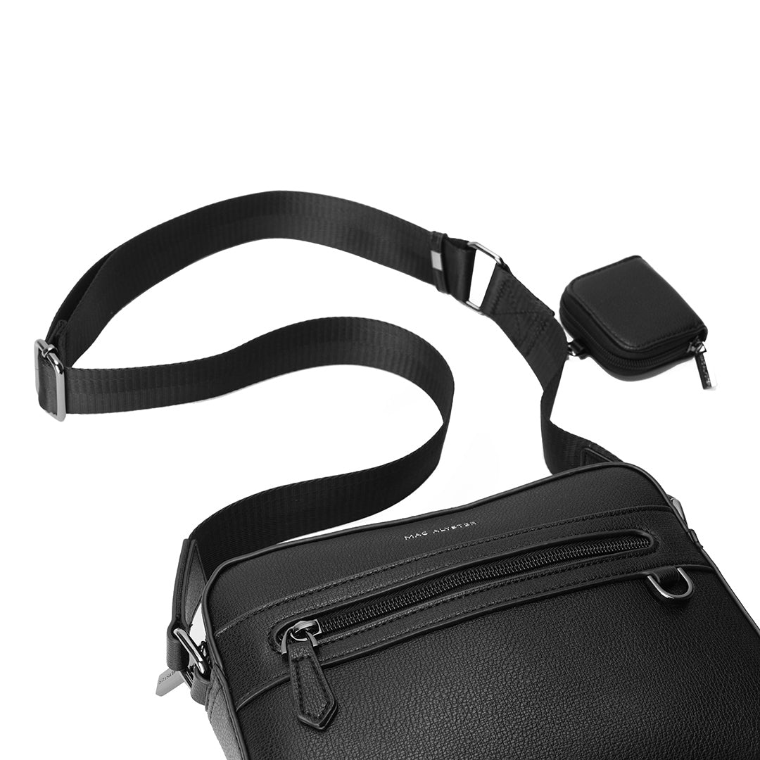 Camera bag HUGO en nylon NOIR de trois-quarts