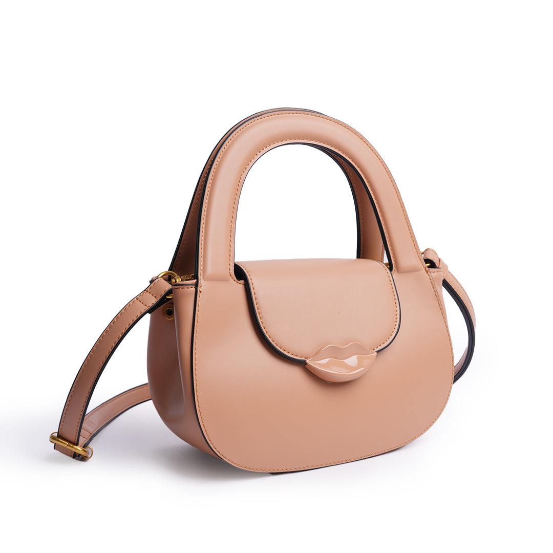 Sac à main BISOUS en cuir synthétique NOUGAT de trois-quarts