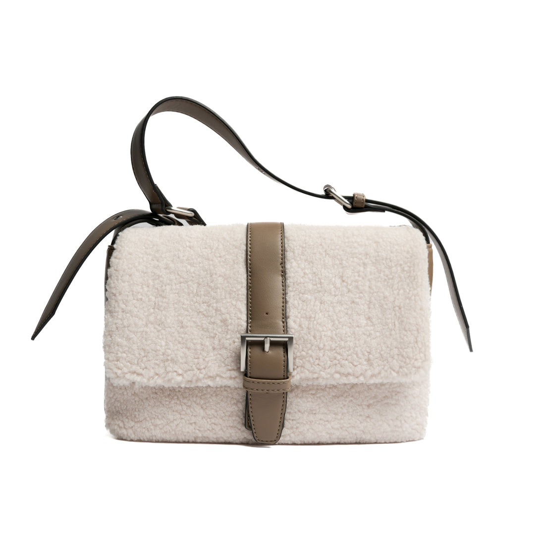 Sac porté épaule INSOUCIANTE pour femme en façon mouton TAUPE de face