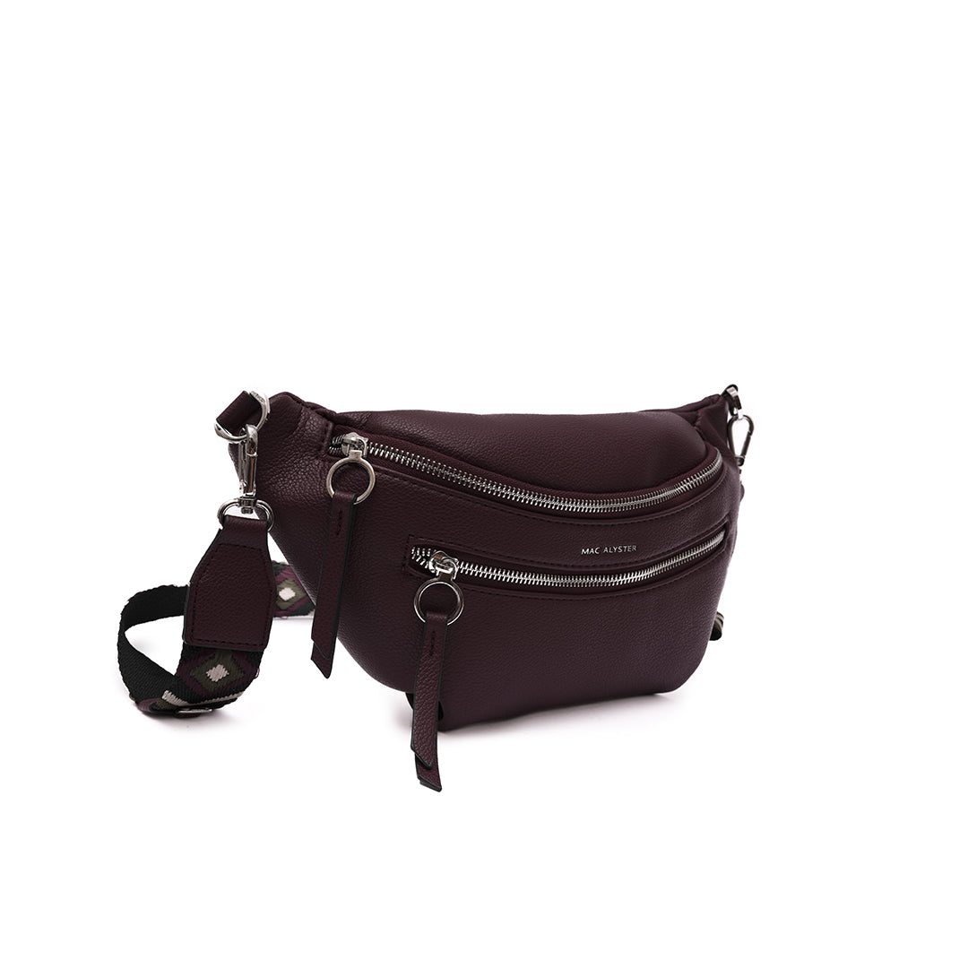 Sac BANANE 02 en cuir synthétique prune de trois-quarts