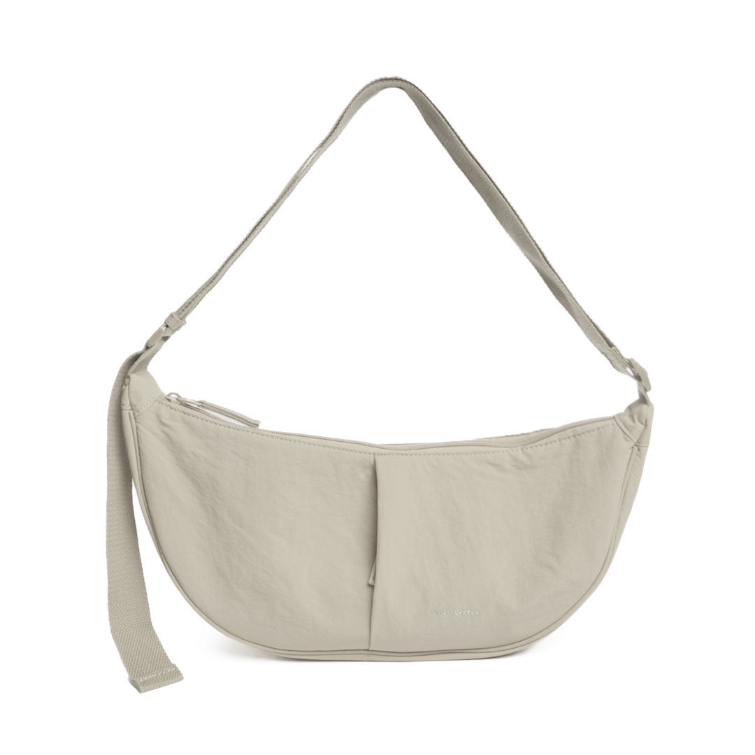 Sac demi-lune PLUME en matière synthétique perle de face